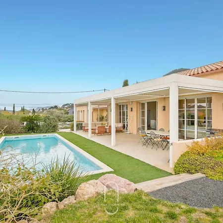 Villa La Carqueiranaise *